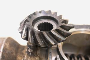 Kawasaki - 00 Kawasaki Bayou 220 2x4 Transmission Bevel Gears Output Shaft KLF220 - Image 4