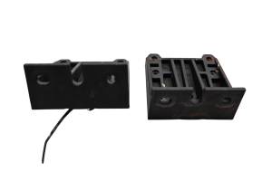 Yamaha - 13 Yamaha VX Deluxe Airbox Support Rackets Mounts Left & Right VX1100 - Image 2