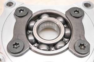 Yamaha - 04 Yamaha Rhino 660 4x4 Middle Drive Shaft Bearing Housing Cover YXR660F - Image 3