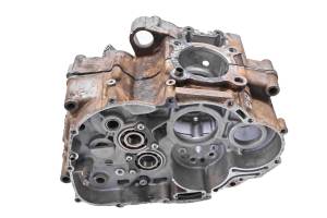 Kawasaki - 01 Kawasaki Bayou 220 2x4 Crankcase Center Crank Case KLF220 - Image 3