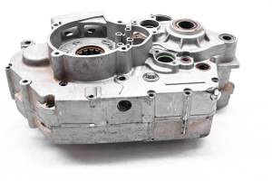 Polaris - 08 Polaris Outlaw 525 IRS Crankcase Center Crank Case - Image 4