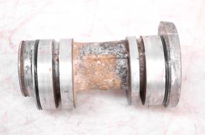 04 Honda TRX450R Rear Bearing Carrier Axle Housing Sportrax 450 2x4