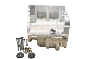 23 Polaris Sportsman 850 Ultimate Trail Crankcase Center Crank Case & Cylinders For Parts