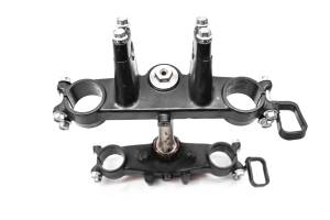 85 Kawasaki KX125 Triple Tree Handlebar Clamps