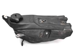 19 Kawasaki KX450F Gas Tank & Fuel Pump