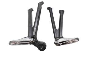 Suzuki - 11 Suzuki GSXR750 Rear Passenger Foot Pegs Left & Right - Image 2