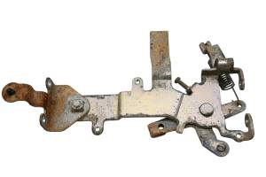 Kawasaki - 18 Kawasaki Mule 4000 2x4 Throttle Linkage Bracket Mount KAF620P - Image 3