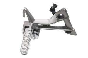 Kawasaki - 16 Kawasaki Ninja 300 Right Rear Foot Rest EX300 - Image 1