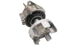 00 Yamaha Waverunner GP800 Drive Shaft Bearing Carrier