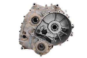 17 Yamaha YXZ1000R SS EPS 4x4 Transmission Gear Case Housing