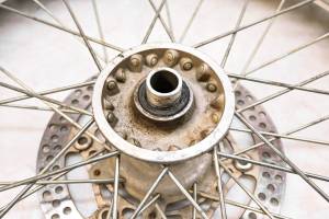 Yamaha - 02 Yamaha YZ250F Front Wheel Rim Rotor & Tire 80/100-21 - Image 9