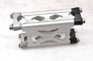 Ski-Doo - 11 Ski-Doo MXZ TNT 600 Handlebar Clamps 7/8" 120" - Image 4