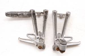 Honda - 99 Honda CBR600F4 Passenger Foot Pegs Left & Right - Image 2