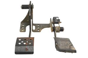 Polaris - 08 Polaris RZR 800 EFI 4x4 Gas Brake Pedal Assembly - Image 2