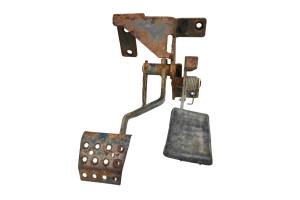 10 Polaris Ranger Crew 800 4x4 Gas Brake Pedal Assembly