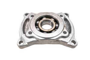 04 Yamaha Rhino 660 4x4 Middle Drive Shaft Bearing Housing Cover YXR660F