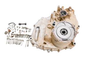 18 Yamaha YXZ1000R EPS SS Transmission Gear Case Housing