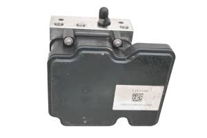 Polaris - 19 Polaris Slingshot SLR Electric Abs Brake Control Unit - Image 4