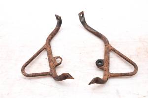 87 Yamaha Moto-4 80 Left & Right Heel Guard Brackets Mounts YFM80T