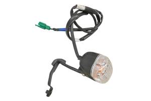 22 Yamaha Zuma 125 Front Right Blinker YW125