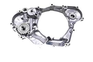 Yamaha - 15 Yamaha YZ250F Inner Clutch Cover & Water Pump Impeller - Image 3