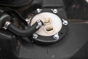 19 CFMoto CForce 600 4x4 Gas Tank & Fuel Pump - Image 4