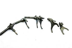 Suzuki - 99 Suzuki Quadrunner 250 4x4 Transmission Shift Forks & Drum LTF250F - Image 3