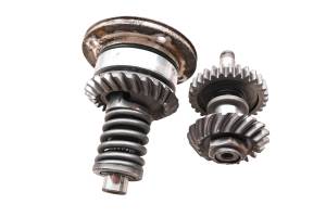 86 Yamaha Moto-4 225 2x4 Transmission Bevel Gears Output Shaft YFM225S