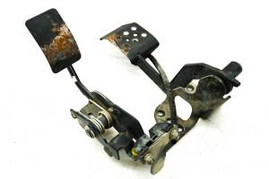 16 Polaris RZR 570 EFI 4x4 Throttle Gas Brake Pedal Assembly