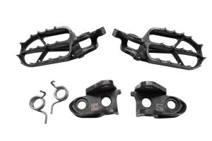 20 Honda CRF450R Foot Pegs Left & Right
