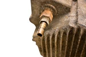 Polaris - 95 Polaris Magnum 425 4x4 Oil Tank - Image 4