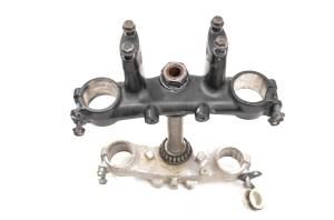 92 Suzuki DR350 Triple Tree Handlebar Clamps