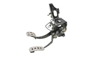 20 Yamaha YXZ1000R SS Gas Brake Pedal Assembly