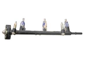 16 Yamaha YXZ1000R Fuel Injectors & Rail