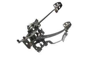 Yamaha - 16 Yamaha YXZ1000R Gas Brake Pedal Assembly - Image 3