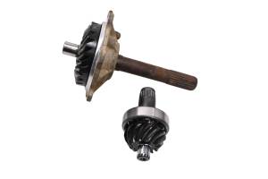Polaris - 02 Polaris Scrambler 500 4x4 Transmission Bevel Gears Output Shaft - Image 1