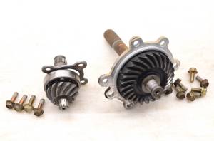 Polaris - 99 Polaris Xplorer 400 4x4 Transmission Bevel Gears Output Shaft - Image 1