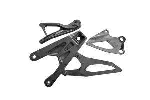 Yamaha - 16 Yamaha YZF R1 Front Left Foot Rest Peg Brackets Mounts - Image 2