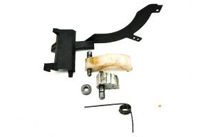 Polaris - 98 Polaris Sportsman 500 4x4 Transmission Oil Deflector Baffle Tensioner - Image 1