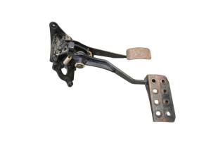 20 Yamaha Wolverine X2 Gas Brake Pedal Assembly YXE850
