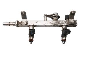 18 Polaris RZR S 900 Fuel Injector & Rail