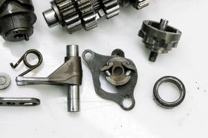 Kawasaki - 11 Kawasaki KX250F Transmission Shift Forks & Drum - Image 2