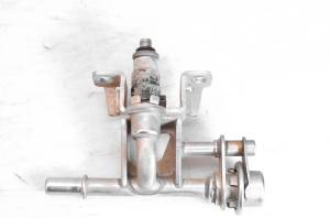 16 Polaris RZR 570 EPS 4x4 Fuel Rail & Injector