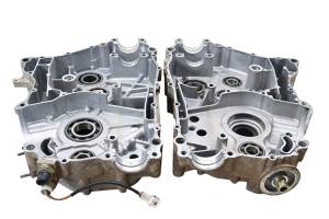 Arctic Cat - 03 Arctic Cat 400 FIS Auto 4x4 Crankcase Center Crank Case - Image 5