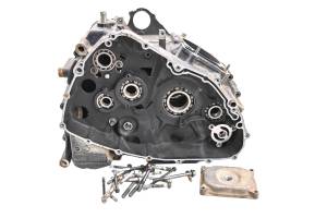 00 Arctic Cat 500 4x4 Crankcase Center Crank Case