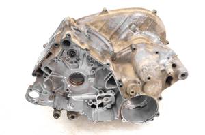 05 Arctic Cat 650 V-Twin 4x4 Crankcase Center Crank Case