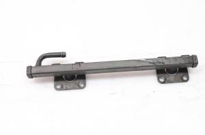 Arctic Cat - 02 Arctic Cat ZR 800 EFI Cross Country Fuel Rail 121" - Image 1