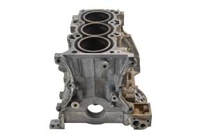 Arctic Cat - 04 Arctic Cat T660 Turbo Crankcase Center Crank Case & Cylinders - Image 2