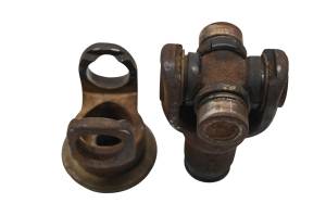 00 Arctic Cat 300 4x4 Front Drive Shaft Universal Joint