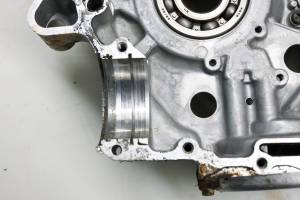 Arctic Cat - 00 Arctic Cat 300 4x4 Crankcase Center Crank Case - Image 8